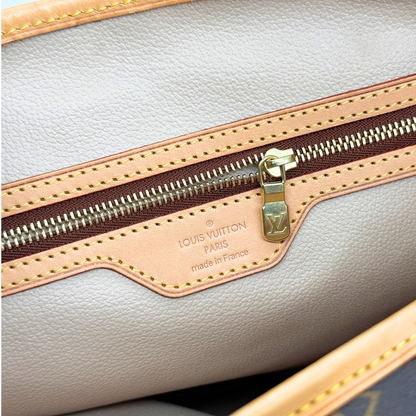 Louis Vuitton Bucket Bag GM