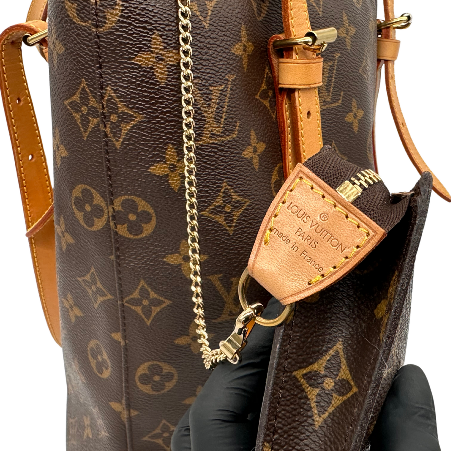Louis Vuitton Bucket Bag GM